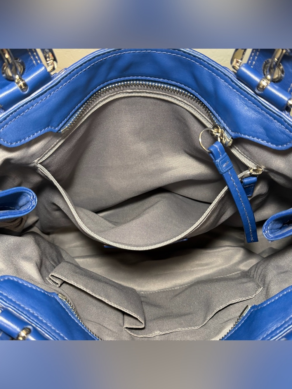 Coach Buckle Soho Pleated Shoulder Bag - Picture 12 of 13